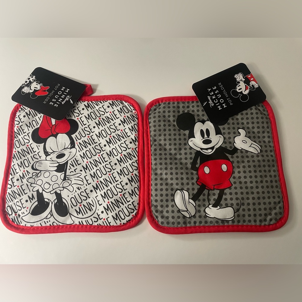 Disney Mickey and Minnie Mouse Pot Holders Set